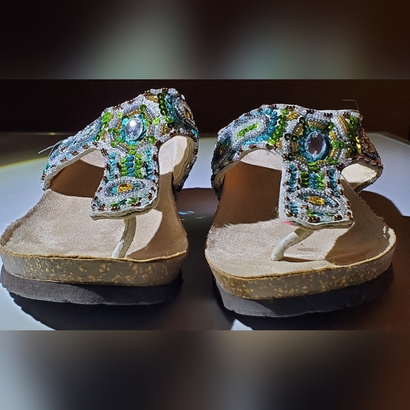 Croft & Barrow Blue and Green Beaded Sandals - Picture 5 of 11